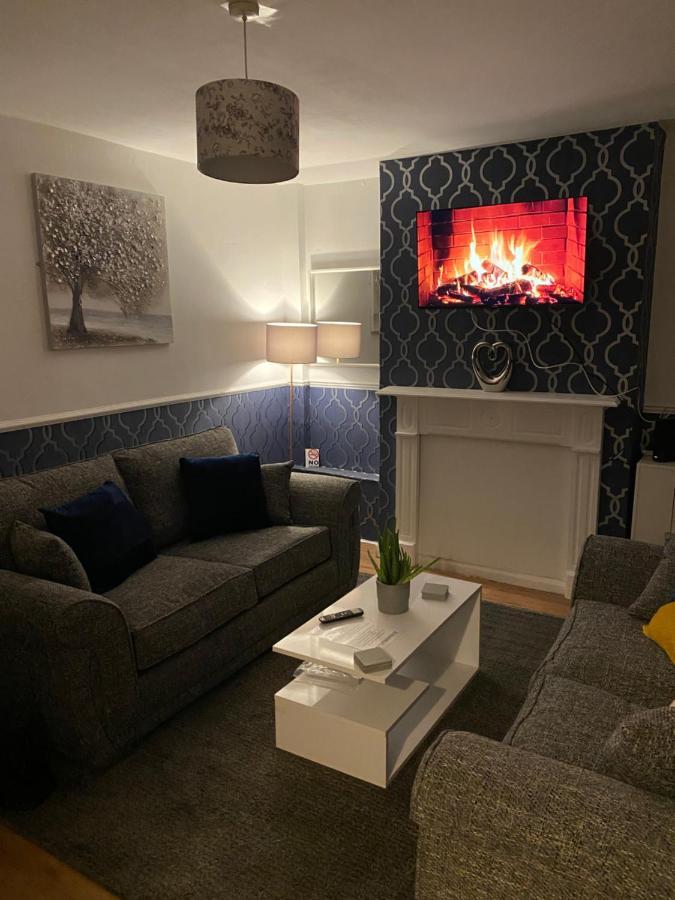 Cosy 3 Bedroom House, Free Parking & Wifi Ноттінгем Екстер'єр фото